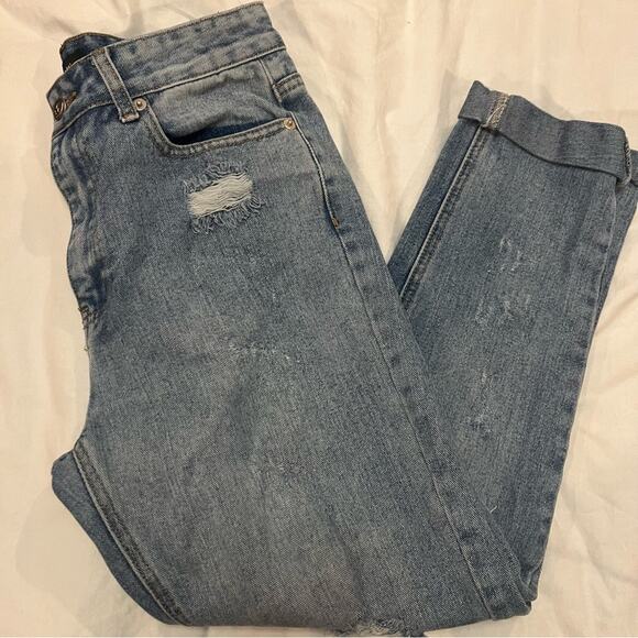 Nasty Gal Destructed Denim Boyfriend Jeans size 6 - Picture 9 of 11